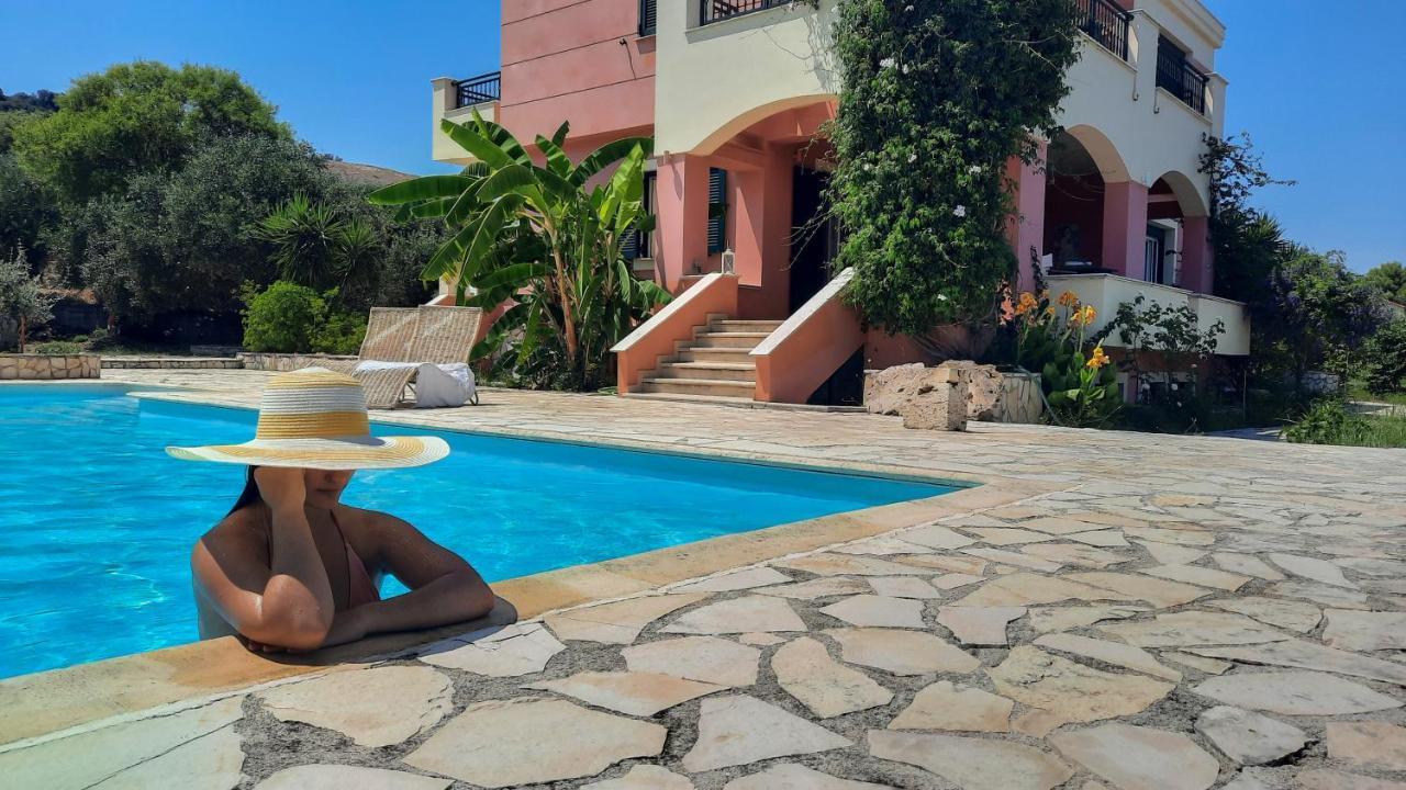Alekos Beach Houses-Mitis Lépedha Exterior photo